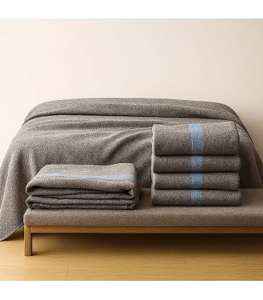 Multi-Purpose Moving Blanket 400 g/m² LINT-FREE | For People and Animal Warmth | 80% Acrylic 20% Fibers